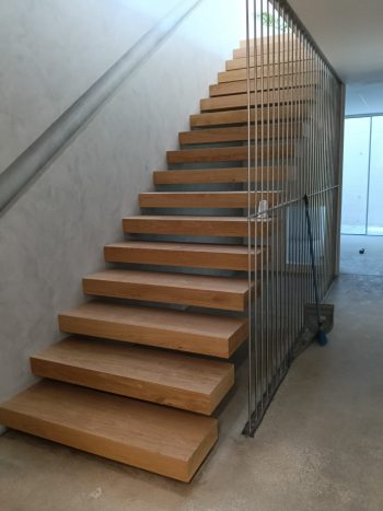 Escada reta