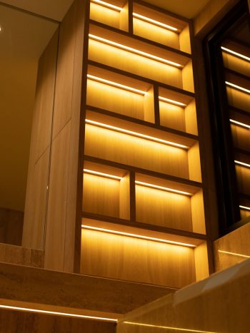 Estante com luz LED